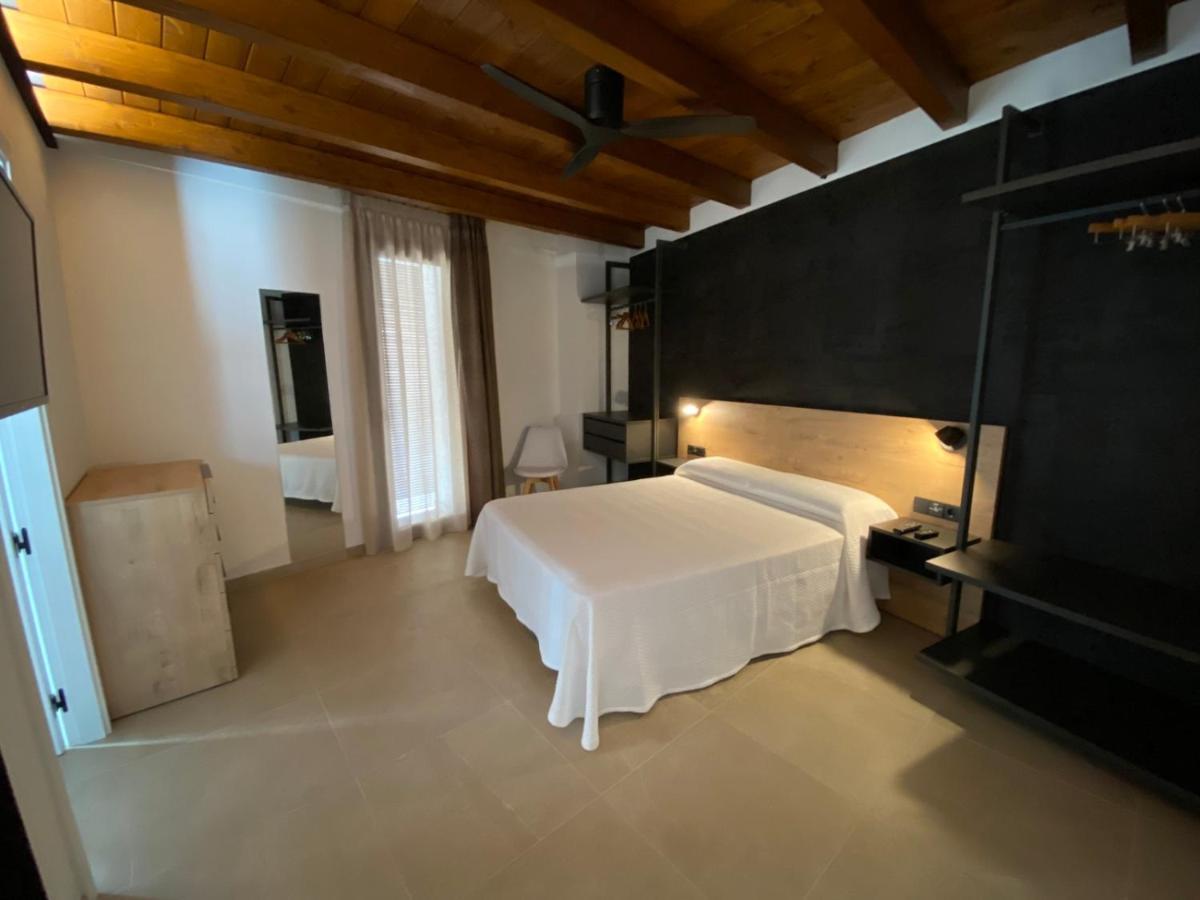Un Moment, Casa Rural De 4 Estrellas Les Coves de Vinroma Exteriör bild