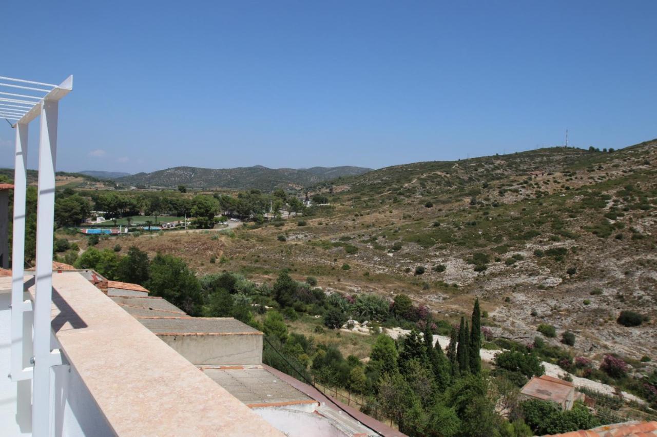 Un Moment, Casa Rural De 4 Estrellas Les Coves de Vinroma Exteriör bild